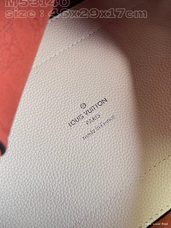 Rep ladies LOUIS 17CM x VUITTON HINA-46 x 29.5 0820